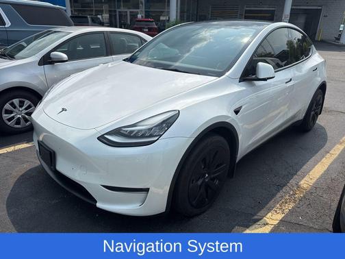 2022 Tesla Model Y Long Range Dual Motor All-Wheel Drive