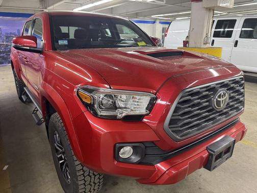 Barcelona Red Metallic 2020 Toyota Tacoma TRD Sport