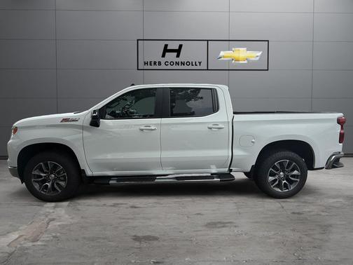 Summit White 2026 Chevrolet Silverado 1500 LT