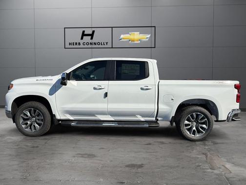 Summit White 2026 Chevrolet Silverado 1500 LT