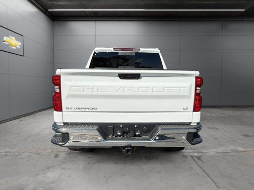 Summit White 2026 Chevrolet Silverado 1500 LT