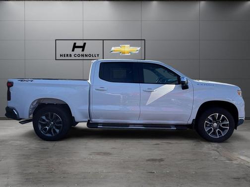 Summit White 2026 Chevrolet Silverado 1500 LT