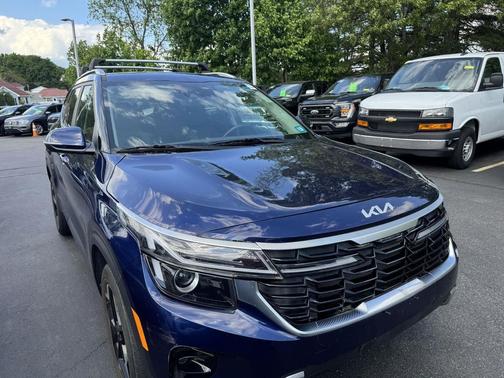 Dark Ocean Blue 2024 Kia Seltos EX