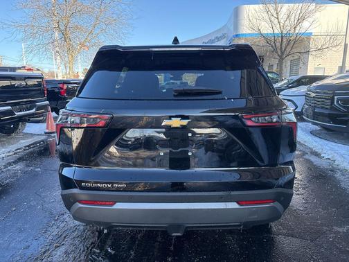 Mosaic Black Metallic 2026 Chevrolet Equinox 1LT