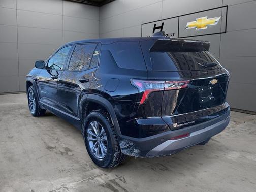 Mosaic Black Metallic 2026 Chevrolet Equinox 1LT