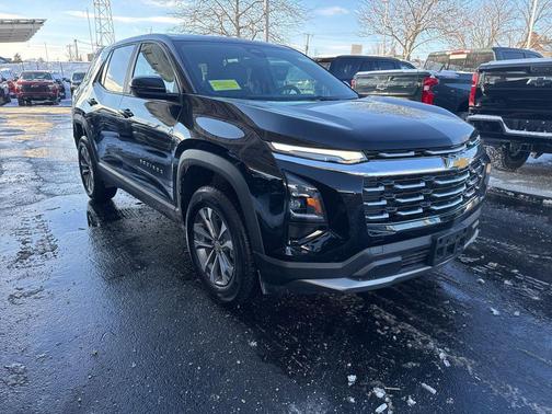 Mosaic Black Metallic 2026 Chevrolet Equinox 1LT