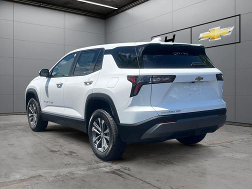 Summit White 2026 Chevrolet Equinox 1LT