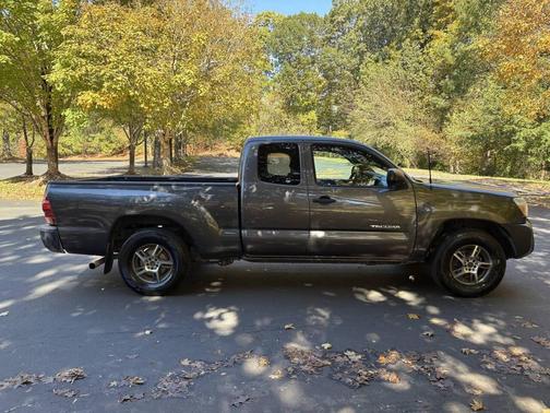 2015 Toyota Tacoma Base