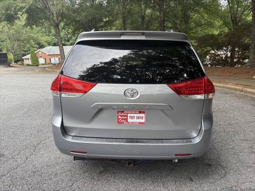 2013 Toyota Sienna LE
