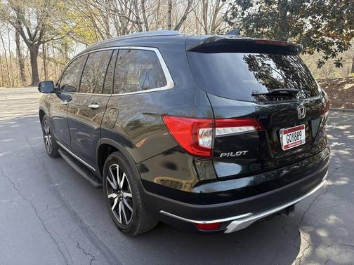 2019 Honda Pilot Touring 8-Passenger