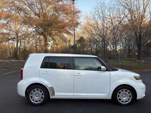 2008 Scion xB Base