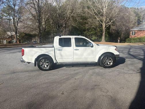 2015 Nissan Frontier SL