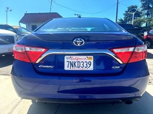 2015 Toyota Camry SE