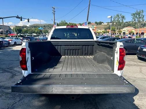 2016 Toyota Tundra SR5