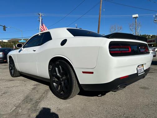2020 Dodge Challenger SXT