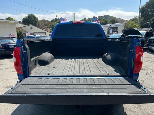 2018 Toyota Tundra SR5