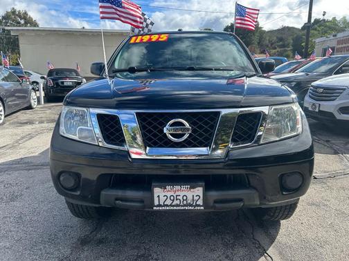 2015 Nissan Frontier SV