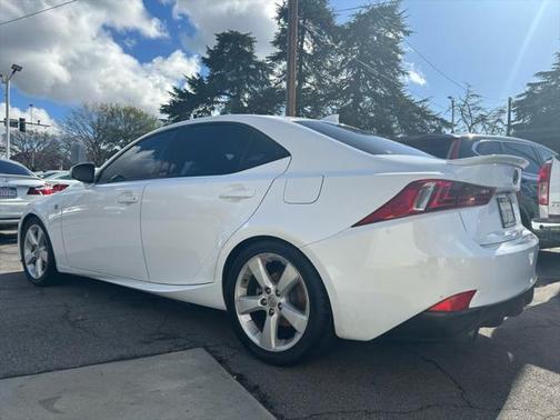 2015 Lexus IS 250 Crafted Line