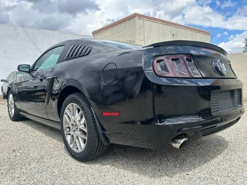 2013 Ford Mustang V6