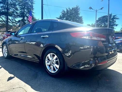 2018 Kia Optima LX