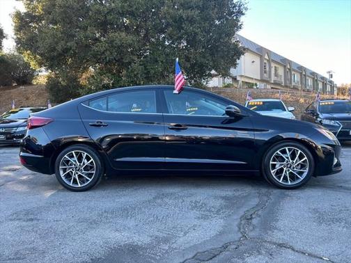 2020 Hyundai ELANTRA Limited