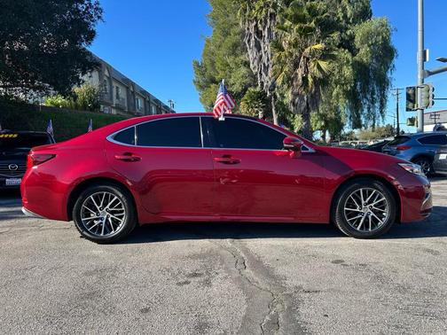 2016 Lexus ES 350 Base