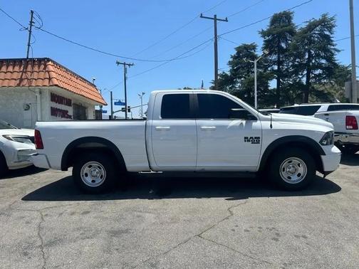 Bright White Clearcoat 2019 RAM 1500 Tradesman