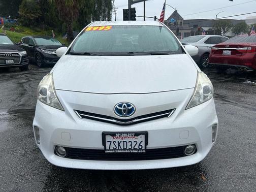 2013 Toyota Prius v Three