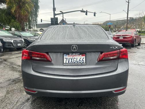 2017 Acura TLX w/Technology Package