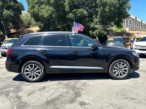2019 Audi Q7 55 Premium Plus