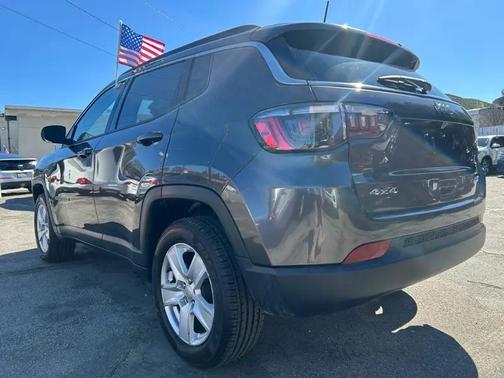 2022 Jeep Compass Latitude