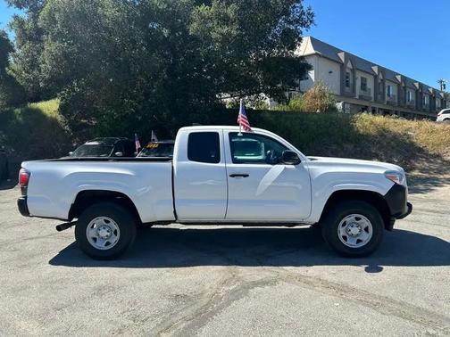 2020 Toyota Tacoma SR