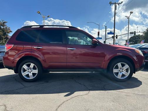 2010 Subaru Forester 2.5 X Premium