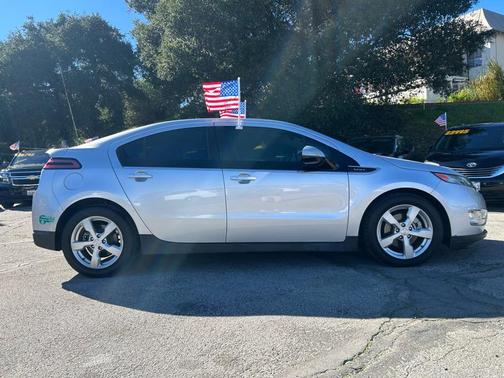 2012 Chevrolet Volt Base