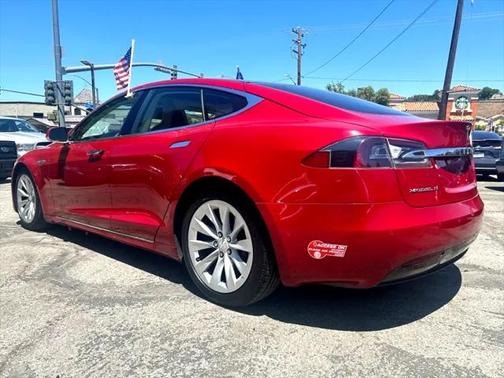 2016 Tesla Model S 90D