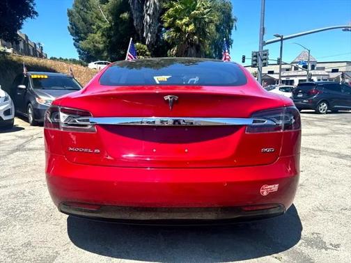 2016 Tesla Model S 90D