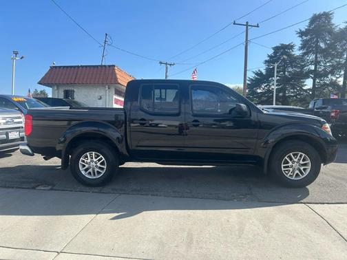 2015 Nissan Frontier SV