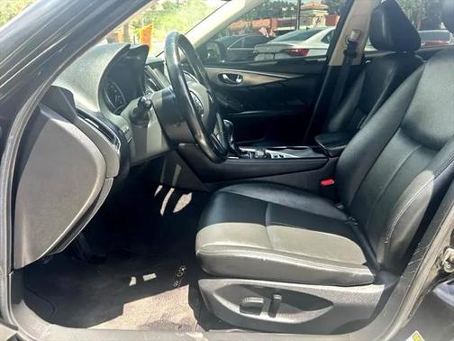 2017 INFINITI Q50 3.0t Signature Edition