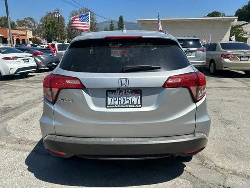 Alabaster Silver Metallic 2016 Honda HR-V EX-L w/Navigation