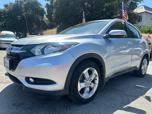 Alabaster Silver Metallic 2016 Honda HR-V EX-L w/Navigation