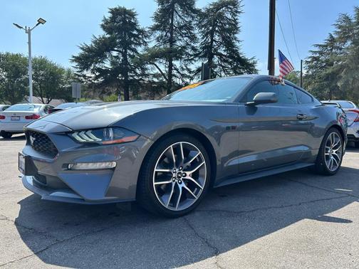 2021 Ford Mustang EcoBoost