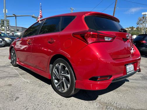 2016 Scion iM CVT
