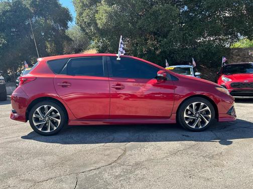 2016 Scion iM CVT