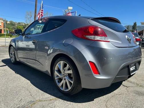 2017 Hyundai Veloster Base