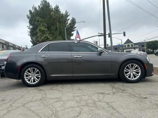 Granite Crystal Metallic Clearcoat 2016 Chrysler 300C Base