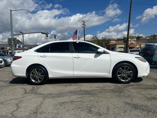 2016 Toyota Camry XLE
