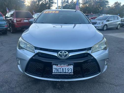 2016 Toyota Camry XLE
