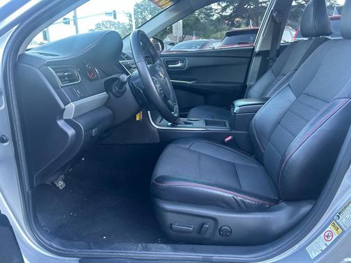 2016 Toyota Camry XLE