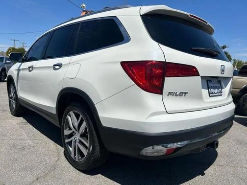 White Diamond Pearl 2017 Honda Pilot Elite