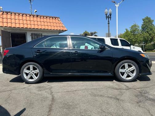 2014 Toyota Camry SE Sport